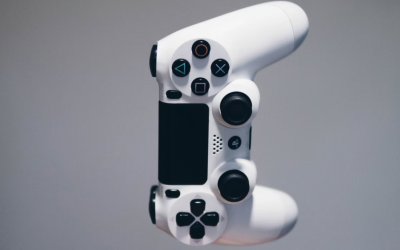 2021年全球游戏市场收入超1800亿美元,手游收入932亿美元