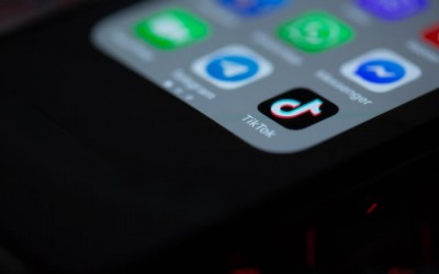 在欧美TikTok赔了钱,我“逃”回了东南亚